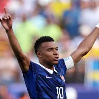 Mbappé brilha novamente e movimenta a internet