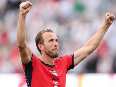 Rooney pede Kane no Manchester United