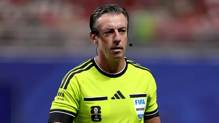 Árbitro Raphael Claus. (Foto: Mattia Ozbot/Getty Images)