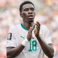 Ismaila Sarr faz golaço e assume artilharia de Senegal