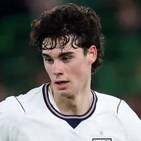 Newcastle tem oferta por Archie Gray sendo recusada pelo Tottenham