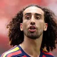 Cucurella se destaca em vitória da Fúria