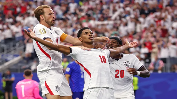 Bellingham e Harry Kane celebram gol da Inglaterra contra a Croácia na Copa 2026 - Francois Nel/Getty Images