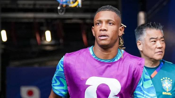 Danilo deve ser titular na vaga de Lucas Paquetá contra a Noruega. Foto: Imago