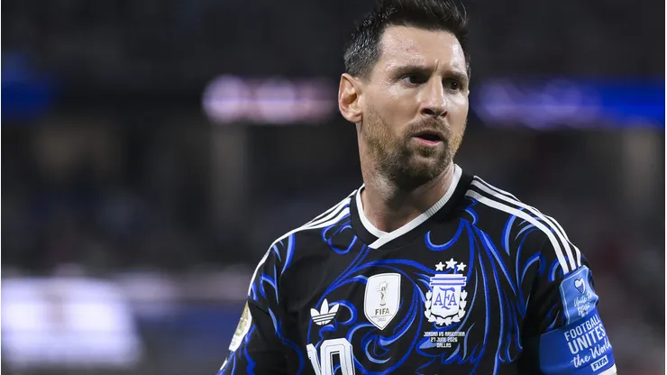 Messi é titular contra Cabo Verde. Foto: David Ramos/Getty Images