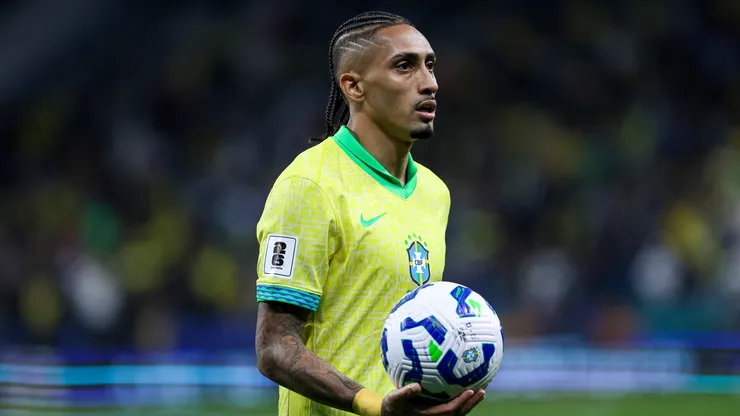 Raphinha em jogo da Seleção Brasileira (Ricardo Moreira/Getty Images)