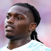 Milan pede R$415 milhões por Rafael Leão