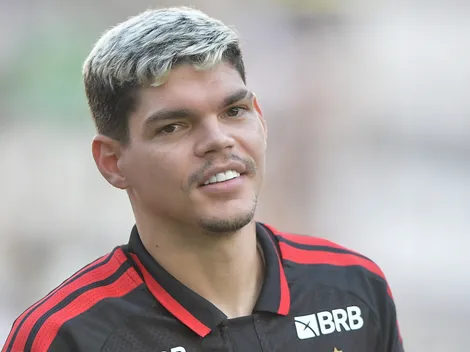 Ayrton Lucas, do Flamengo, recebe consultas do exterior