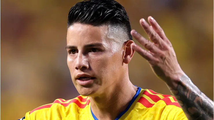 Reação de James Rodríguez após ser substituído em Colômbia x Gana repercute na web. (Foto: Luke Hales/Getty Images)