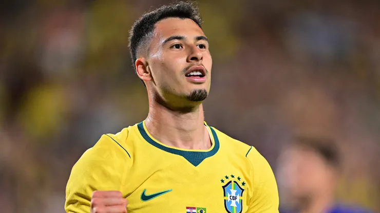 Gabriel Martinelli em campo pela Seleção Brasileira. Foto: Julio Aguilar/Getty Images