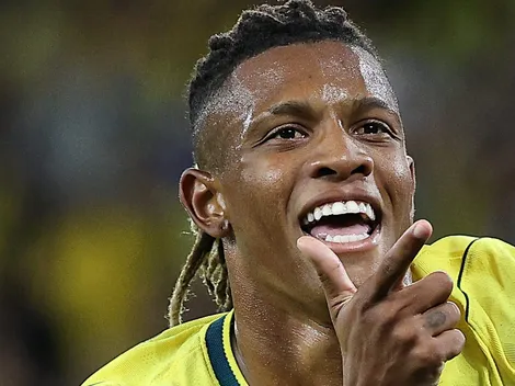 Newcastle mantém contatos com Danilo
