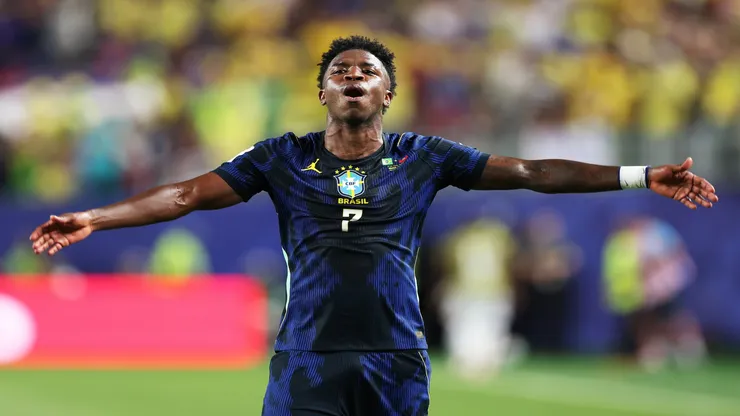 Vini Jr comemora gol do Brasil contra o Haiti na Copa 2026 - Dan Mullan/Getty Images