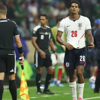 Fifa recebe pedido para anular expulsão de jogador da Inglaterra
