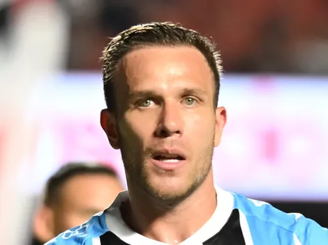 Arthur negocia diretamente com o Corinthians