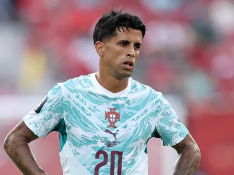 Barcelona fica próximo da contratação de João Cancelo