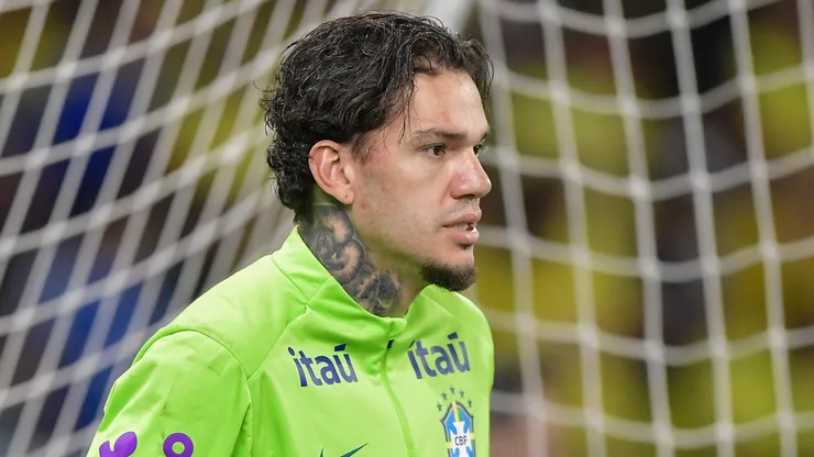 Ederson em campo com a Seleção Brasileira. Foto: Thiago Ribeiro/AGIF