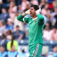 Courtois vê falta de respeito com a Bélgica na Copa
