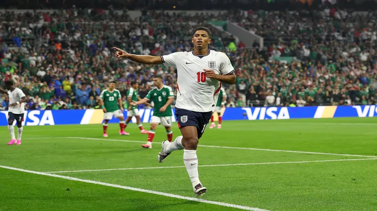 Bellingham comemora um de seus gols contra o México - Michael Steele/Getty Images