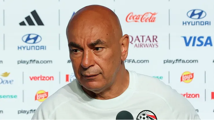 Hossam Hassan, técnico do Egito, acusa a FIFA de favorecer a Argentina na Copa do Mundo . (Foto: Alejandro Pagni/Getty Images)
