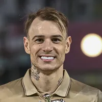 Róger Guedes mira Copa do Mundo de 2030 pelo Catar