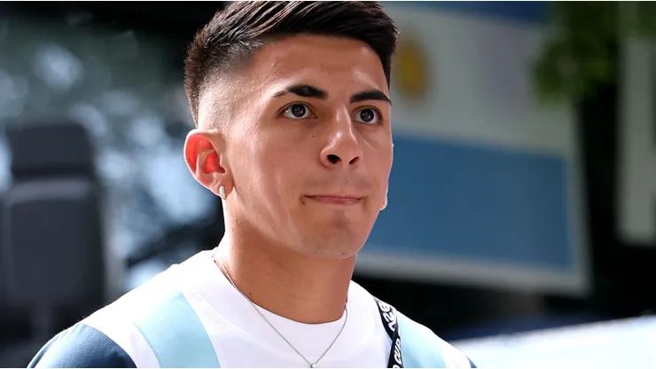 Flamengo considera Thiago Almada inviável e pode focar em Esequiel Barco, diz jornalista. (Foto: Michael Reaves/Getty Images)