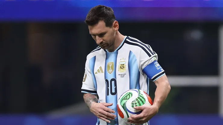 Messi após pênalti perdido. (Photo by Buda Mendes/Getty Images)