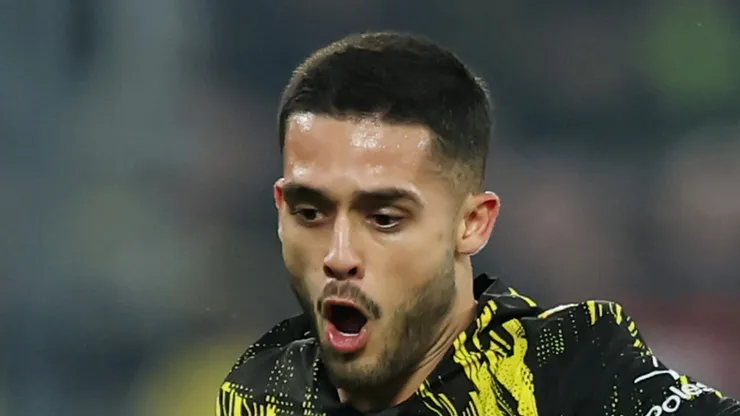 Yan Couro em jogo do Borussia Dortmund (Photo by Alex Grimm/Getty Images)