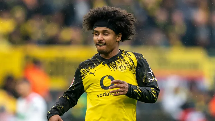 Karim Adeyemi pelo Dortmund. (Foto: Fabio Deinert/Getty Images)