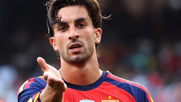 Ferran Torres chega a acordo com o PSG e deve deixar o Barcelona após a Copa do Mundo. (Foto: Florencia Tan Jun/Getty Images)