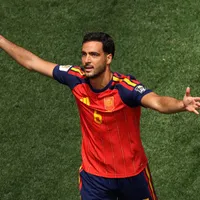 Mikel Merino recebe elogios de De La Fuente