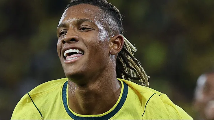 Botafogo e Chelsea estão em negociações por Danilo, alvo de Palmeiras e Flamengo. (Foto: Wagner Meier/Getty Images)