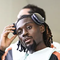 Manchester United inicia conversas por Manu Koné