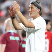 Técnico da Suíça inocenta Embolo e reprova expulsão
