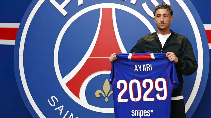 Ayari foi promovido ao time profissional do PSG