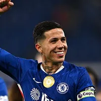 Alonso quer manter Enzo Fernández, alvo do Real, no Chelsea