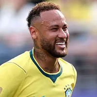 Ronaldo pede calma a Neymar sobre futuro na Seleção