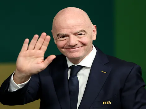 Mundial marcado por polêmicas isola Infantino na Fifa