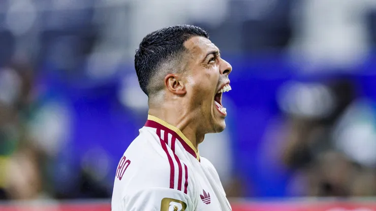 Pedro Porro comemora o segundo gol da Espanha