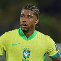 Cinco jogadores para renovar o meio de campo do Brasil