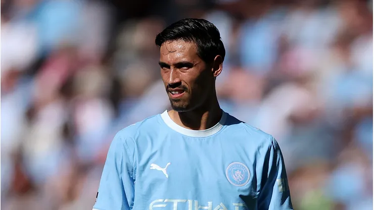 Reijnders em ação pelo Manchester City (Photo by Dan Mullan/Getty Images)