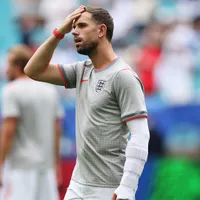 Inglaterra terá dois desfalques contra a Argentina