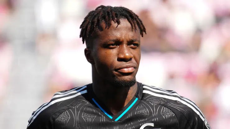 Atacante Wilfried Zaha. (Foto: Rich Storry/Getty Images)