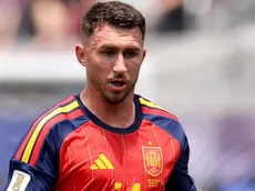 Barcelona pode vender Koundé para ter Laporte