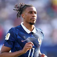 Michael Olise quer jogar no Real Madrid após a Copa