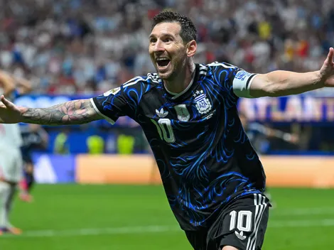 "Ele é imortal": Jornal se rende a jogo histórico de Messi