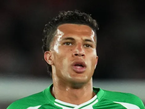 Real Betis encaminha Nelson Deossa ao Vasco