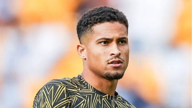 Flamengo lucra com transferência de João Gomes ao Aston Villa. Foto: Imago