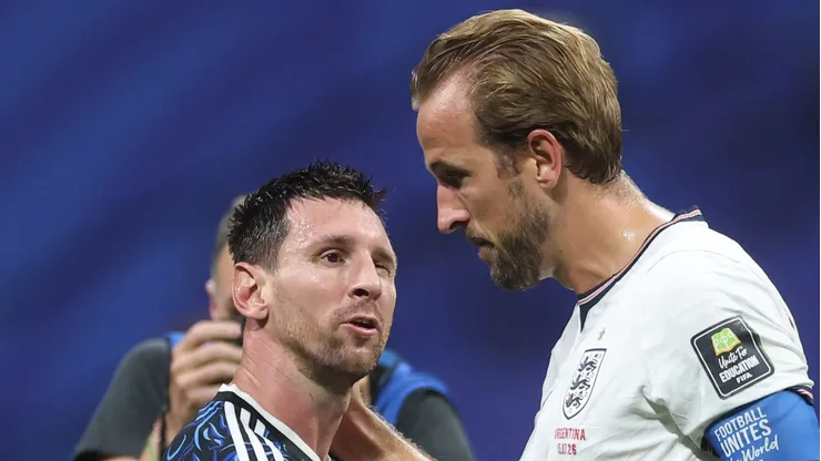 Kane e Messi lideram disputa pela Bola de Ouro. Foto: Richard Pelham/Getty Images