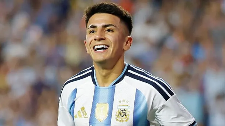 Thiago Almada pela seleção da Argentina. Foto: y Todd Kirkland/Getty Images