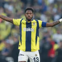 Empresário de Fred tenta liberação do Fenerbahçe; Atlético-MG aguarda
